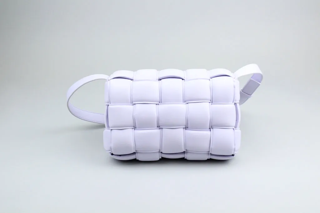 Bottega Veneta Padded Cassette Tas 'Mirth Washed'